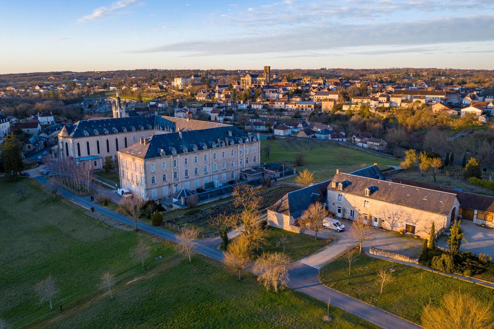 Le Grand Couvent De Gramat Hotel Екстериор снимка